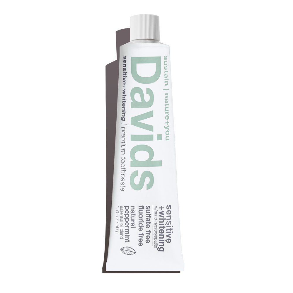 DAVIDS Premium Travel Size Toothpaste/Sensitive+Whitening Nano-Hydroxyapatite/Peppermint